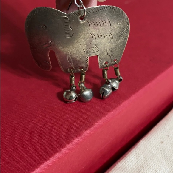 🖤VTG💕elephant earrings - Picture 6 of 8